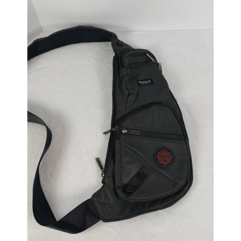 NICGID Sling Bag Chest Shoulder Backpack Crossbody Bags Casual Daypack Zippers